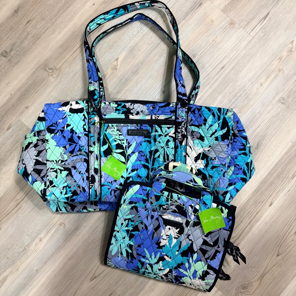 Vera Bradley CamoFloral Small Duffle and Hanging Organizer- NWT